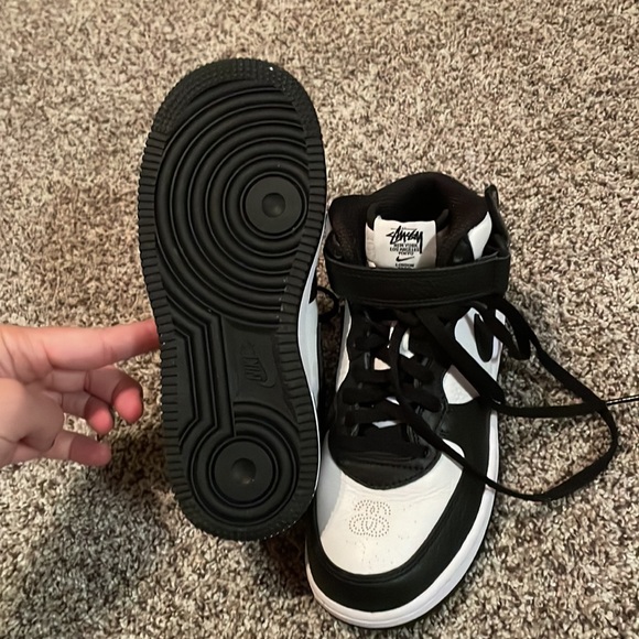 Black and White Nike High Tops - Picture 2 of 2